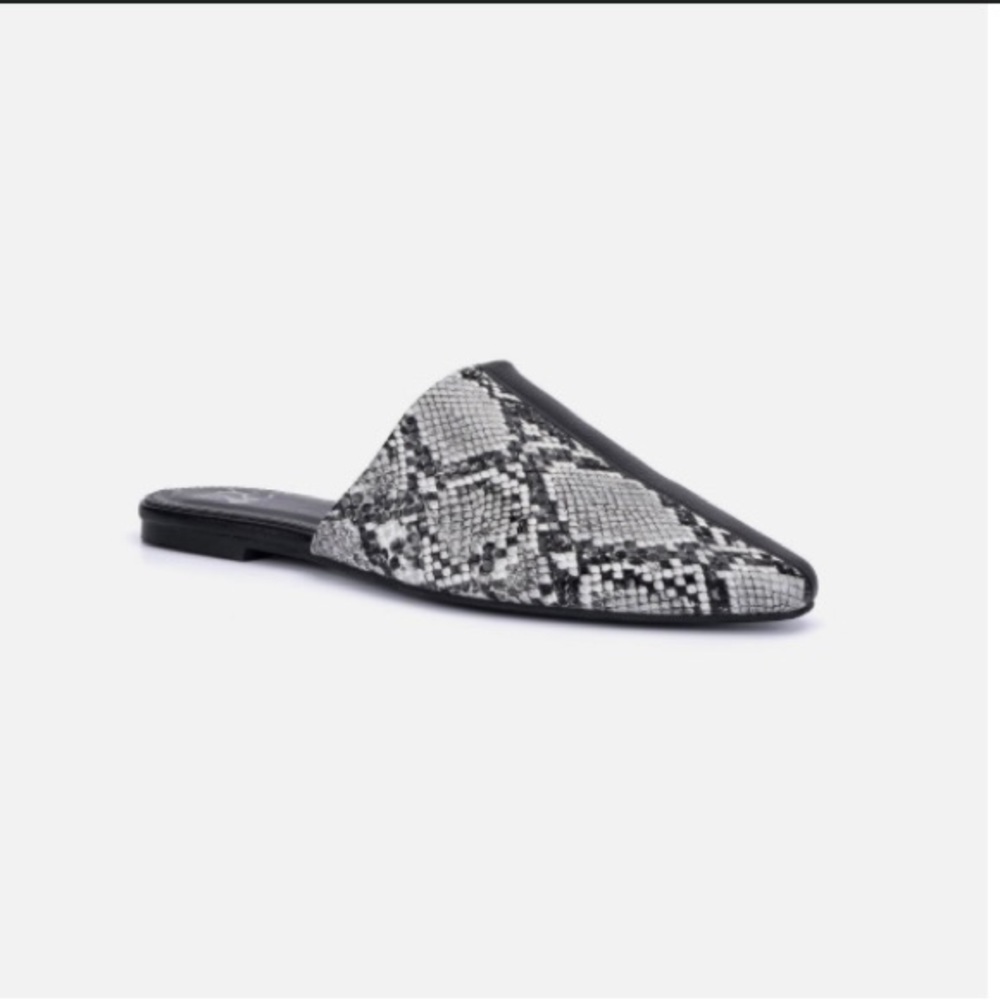 Women's Snake-Print Slip-On Mules in Black/Gray